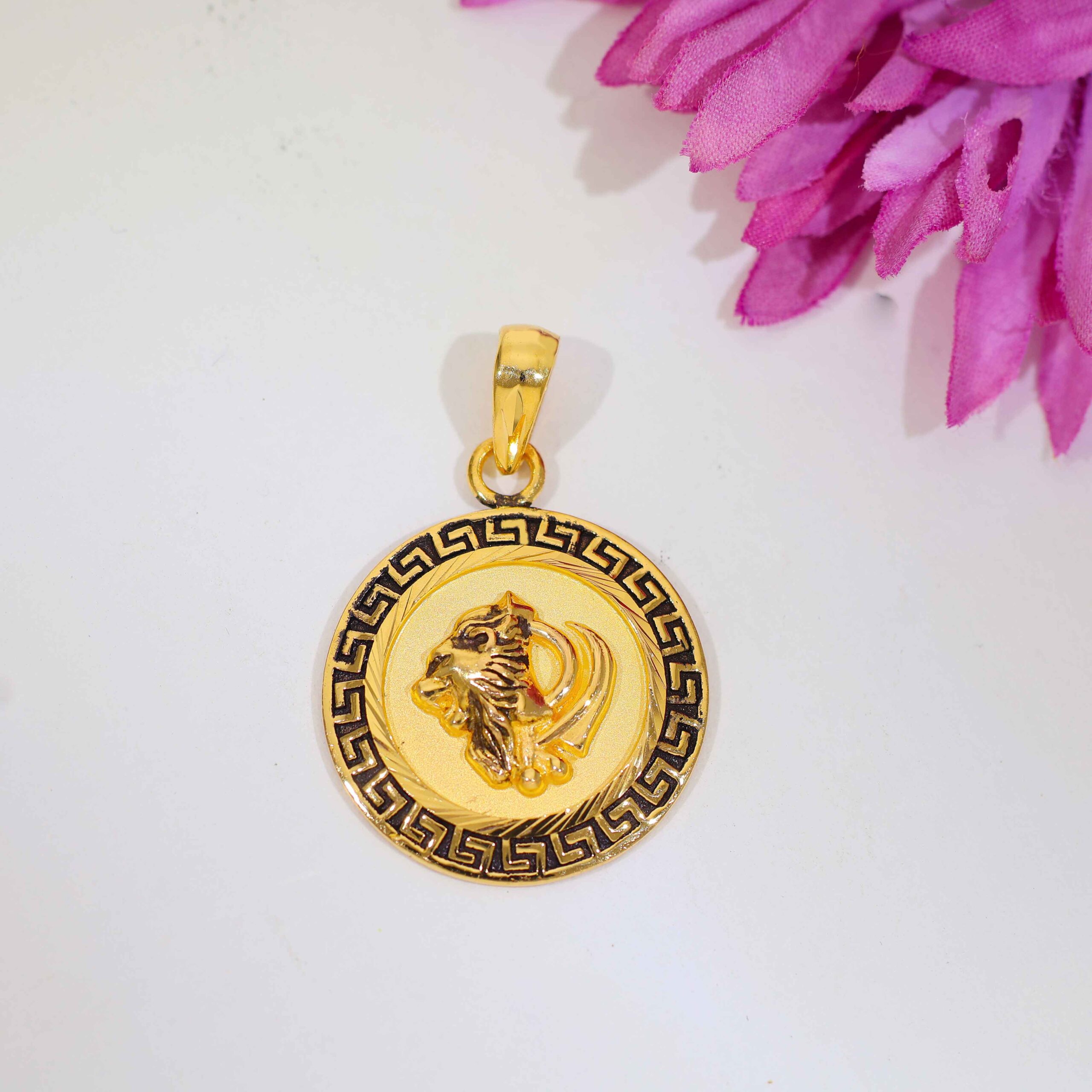 Khanda Lion Royal Gold Pendant - Image 3