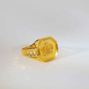 Royal Crown gents gold ring