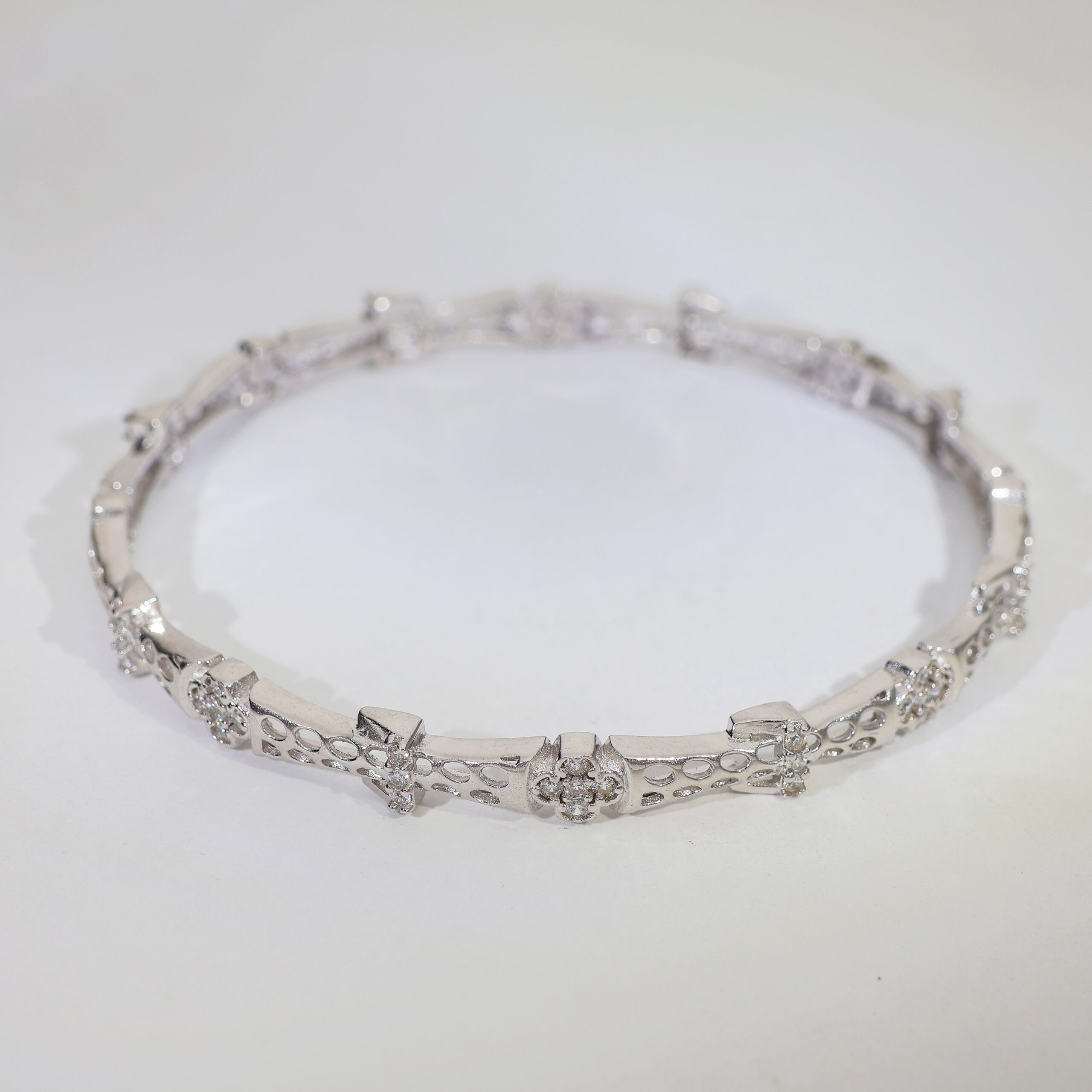 Lattice Glow Ladies Bangles - Image 3