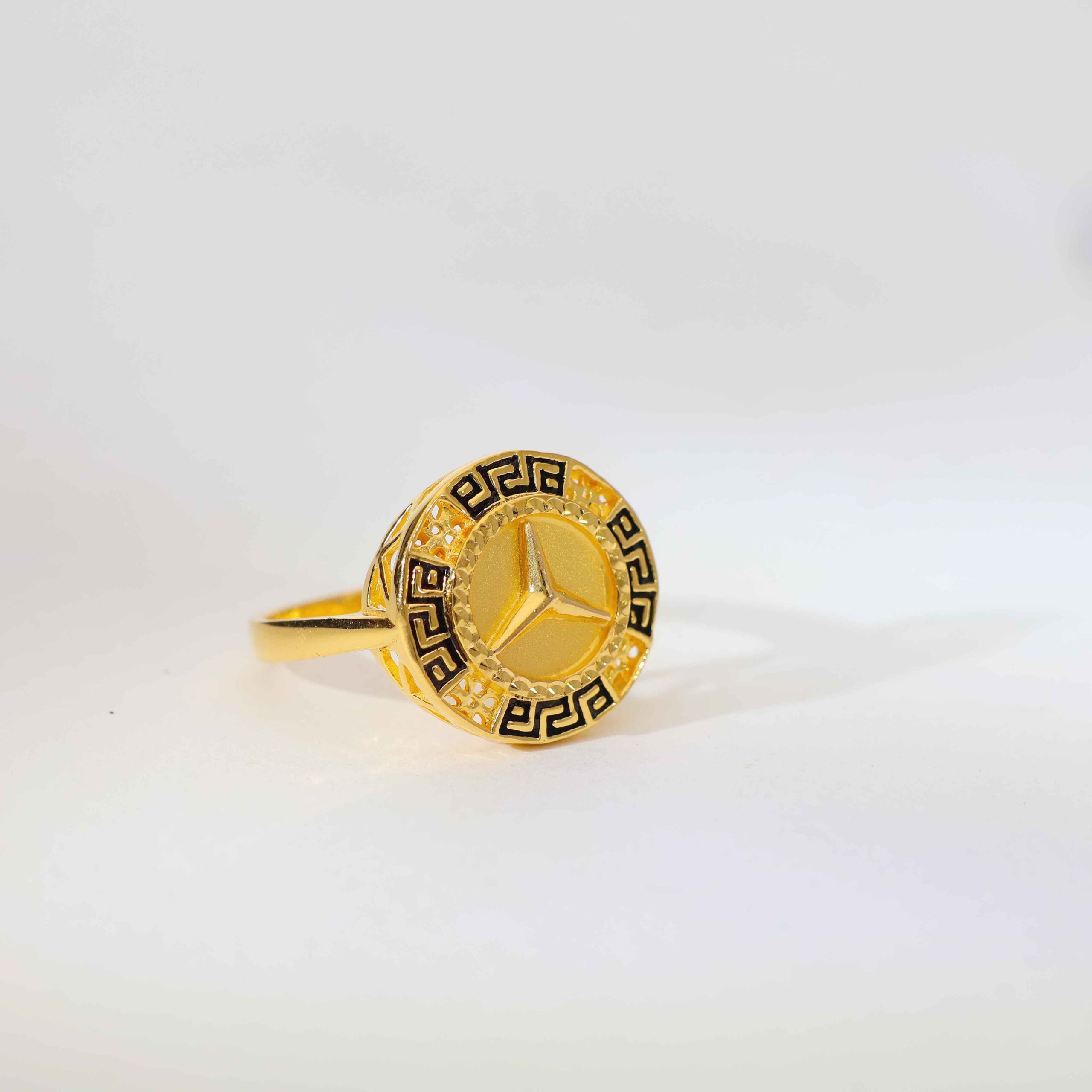 DivaCircle Ladies Gold Ring - Image 2