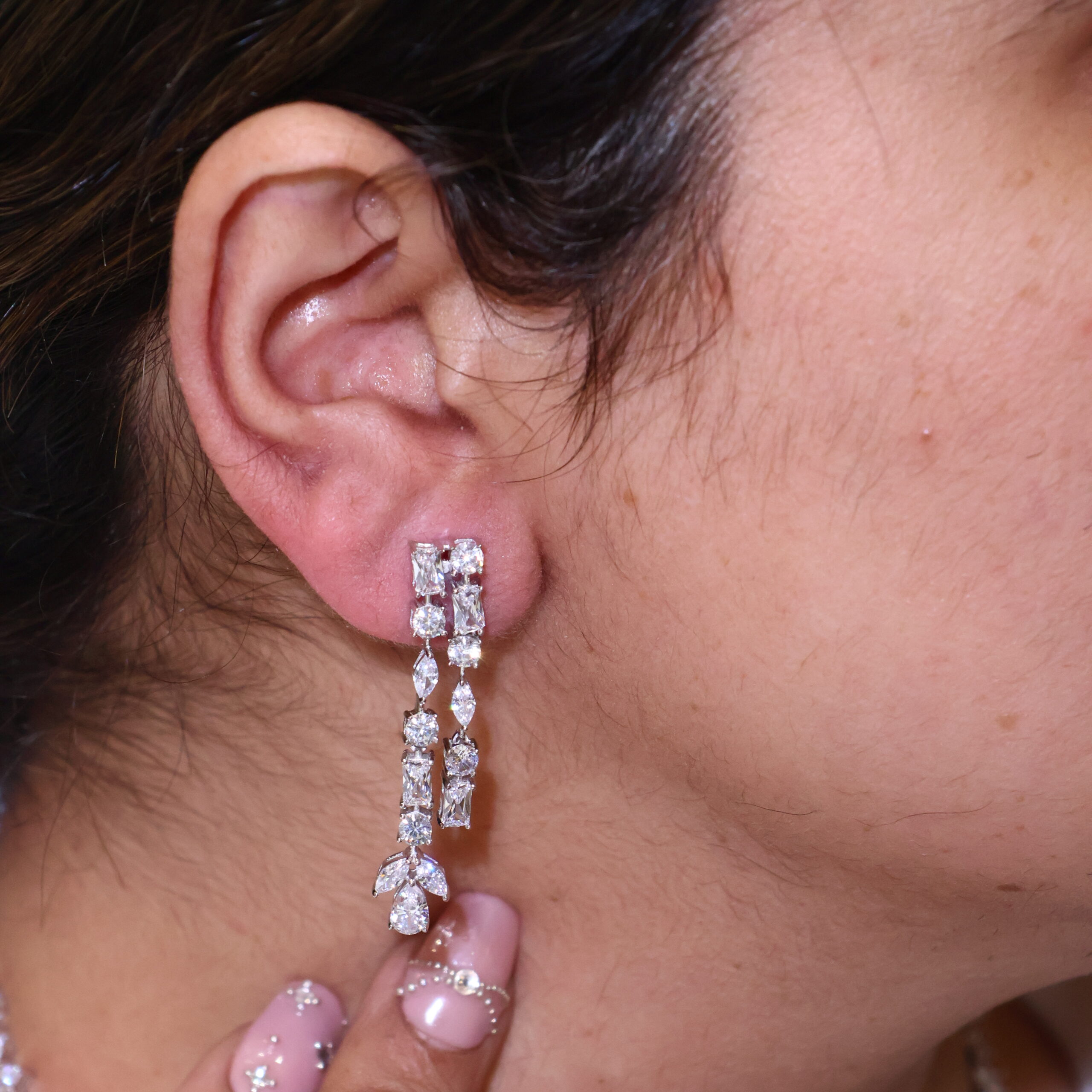 Diamond Shine Ladies Necklace Set - Image 10