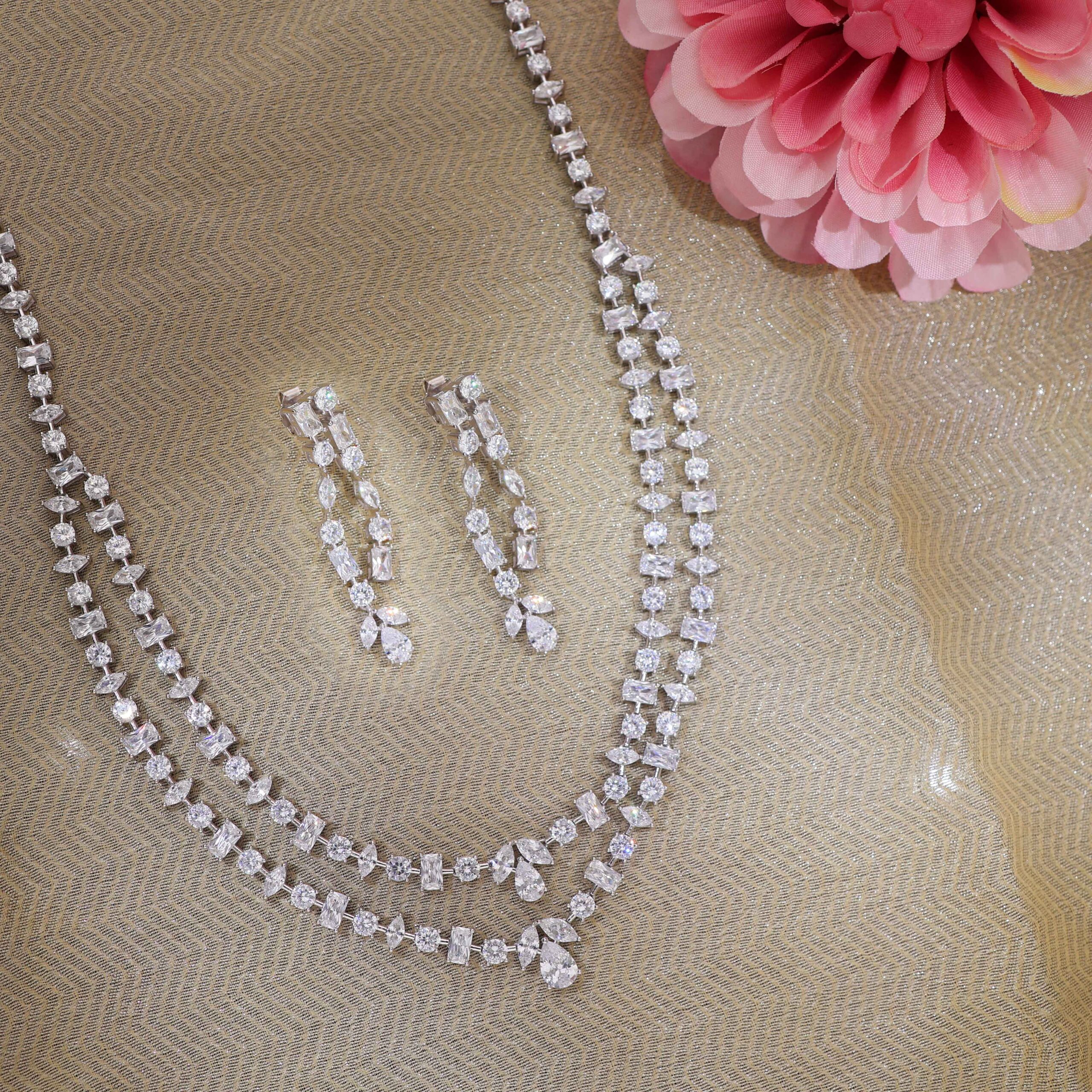 Diamond Shine Ladies Necklace Set - Image 7