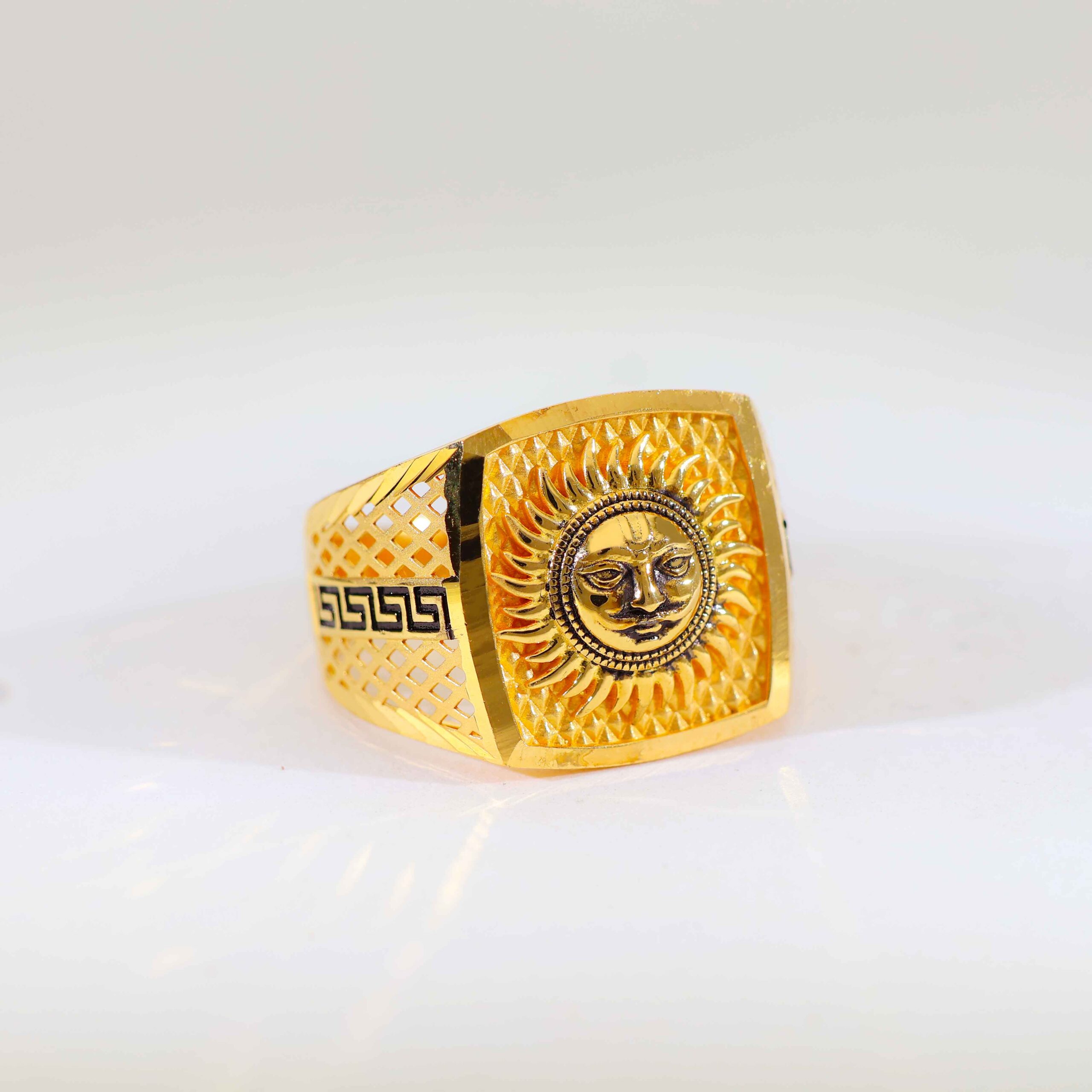 DawnMark Gents Gold Ring - Image 2