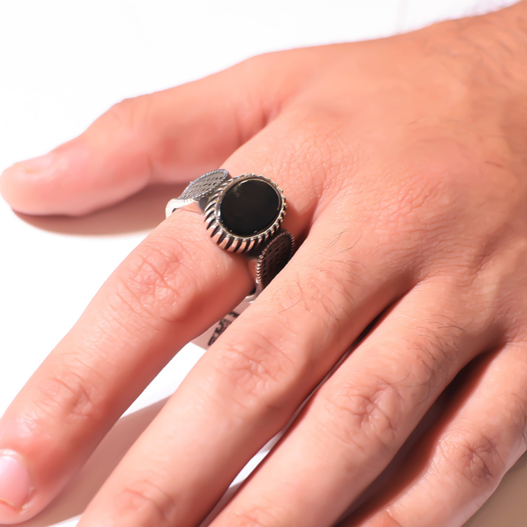 Antique Shield Black Gents Ring