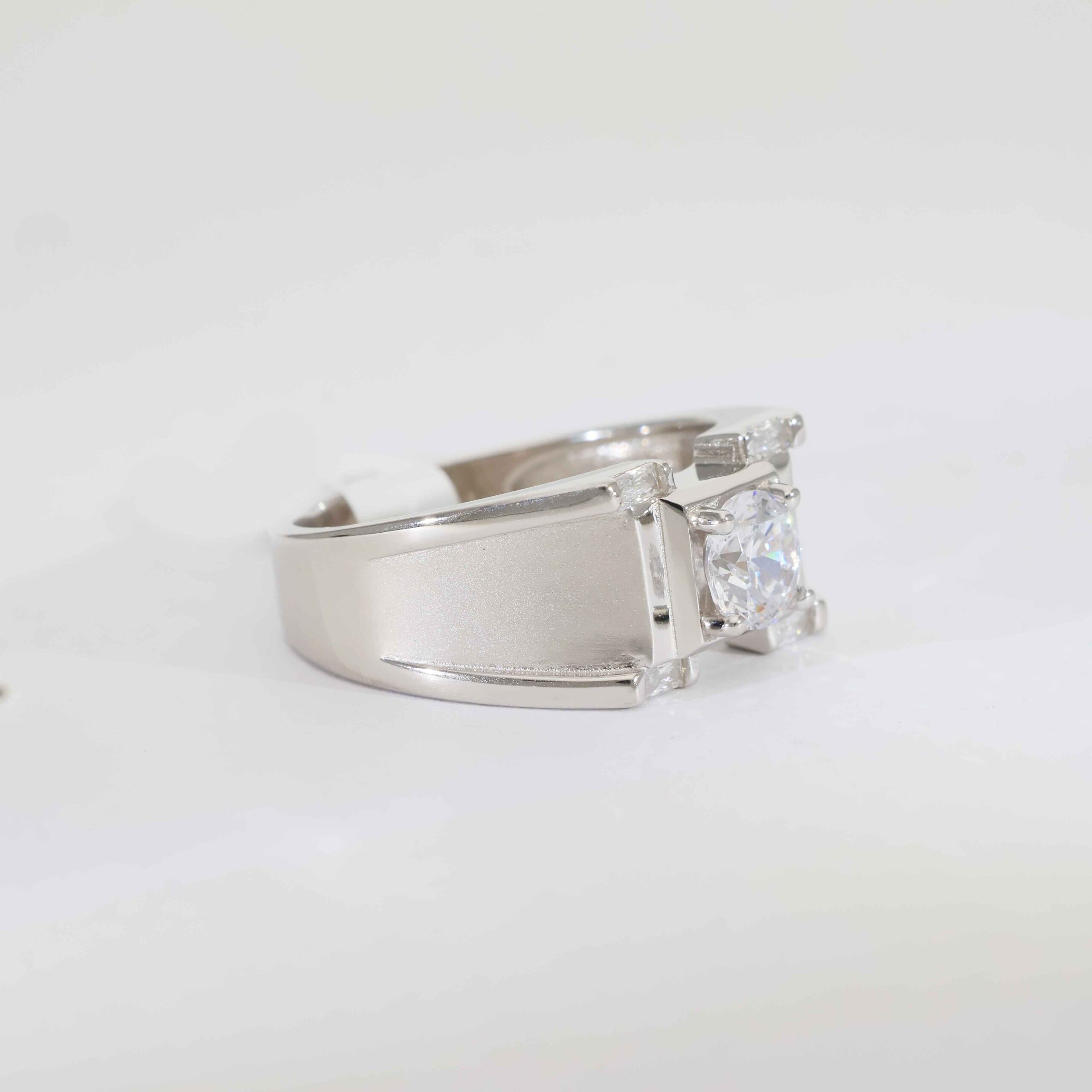 Crown Matrix Gents Silver Ring - Image 3