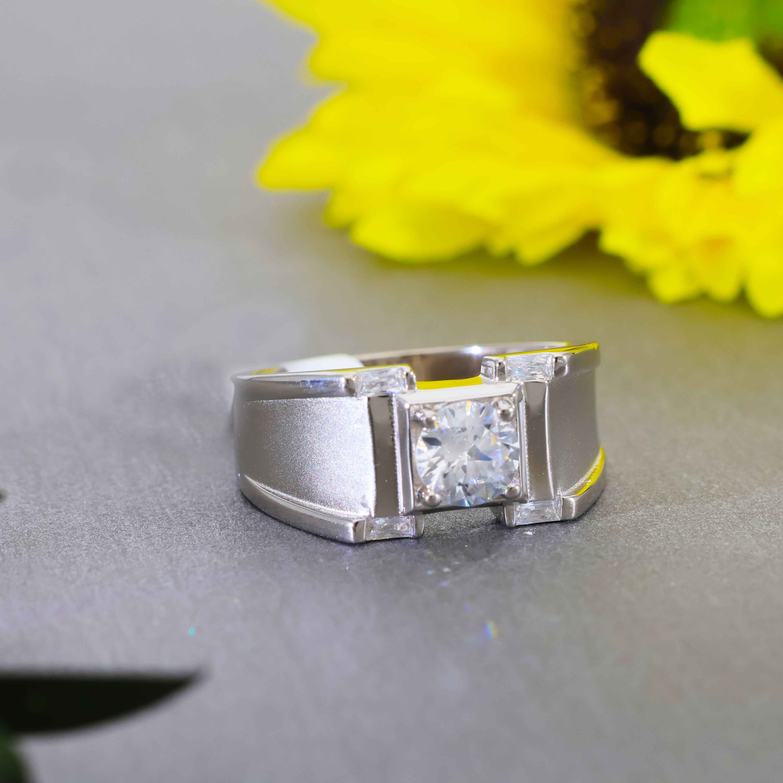 Crown Matrix Gents Silver Ring - Image 6