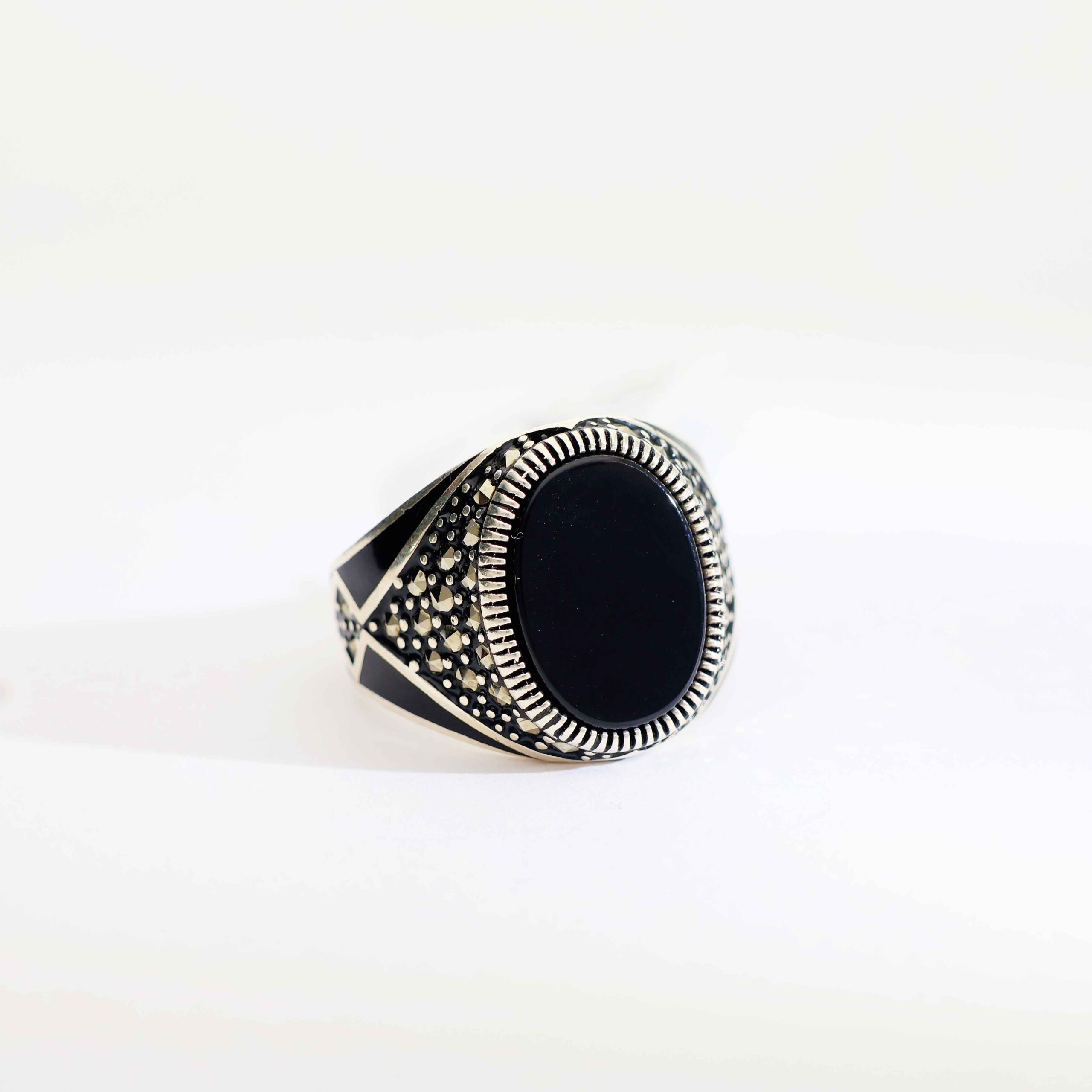 Royal Black Stone Gents Ring - Image 3