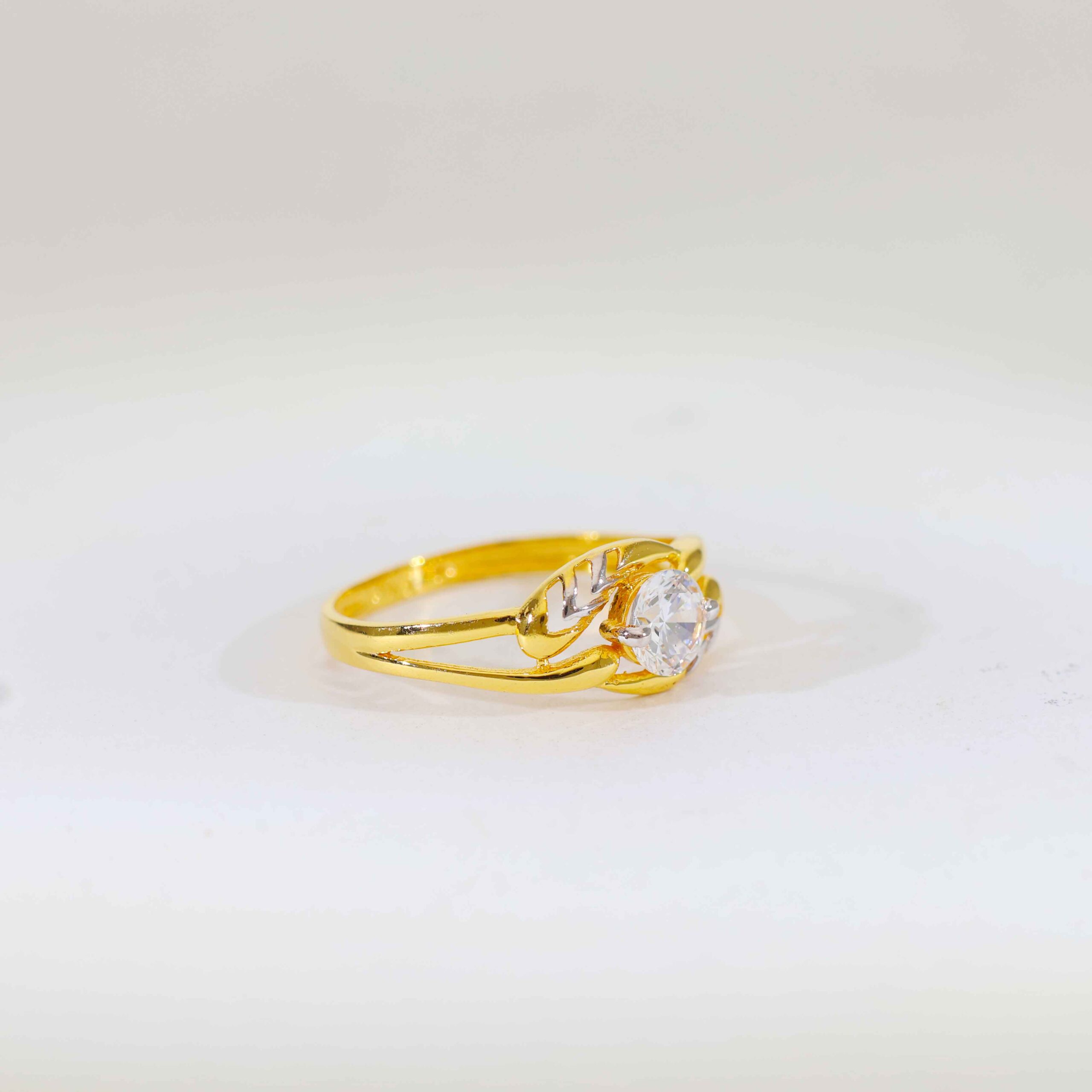 Pure Petal Ladies Ring - Image 3