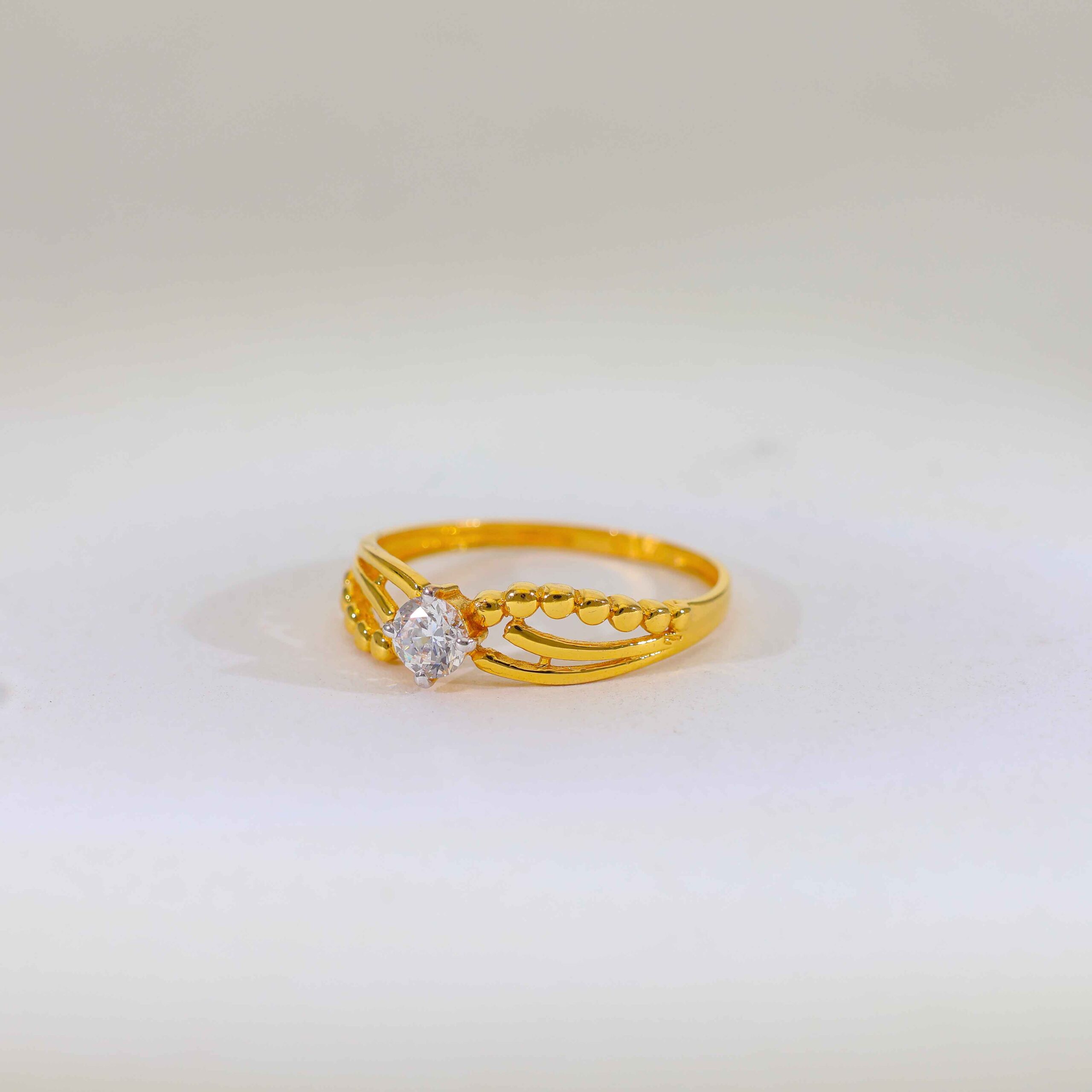 Golden Bead Ladies Ring - Image 3