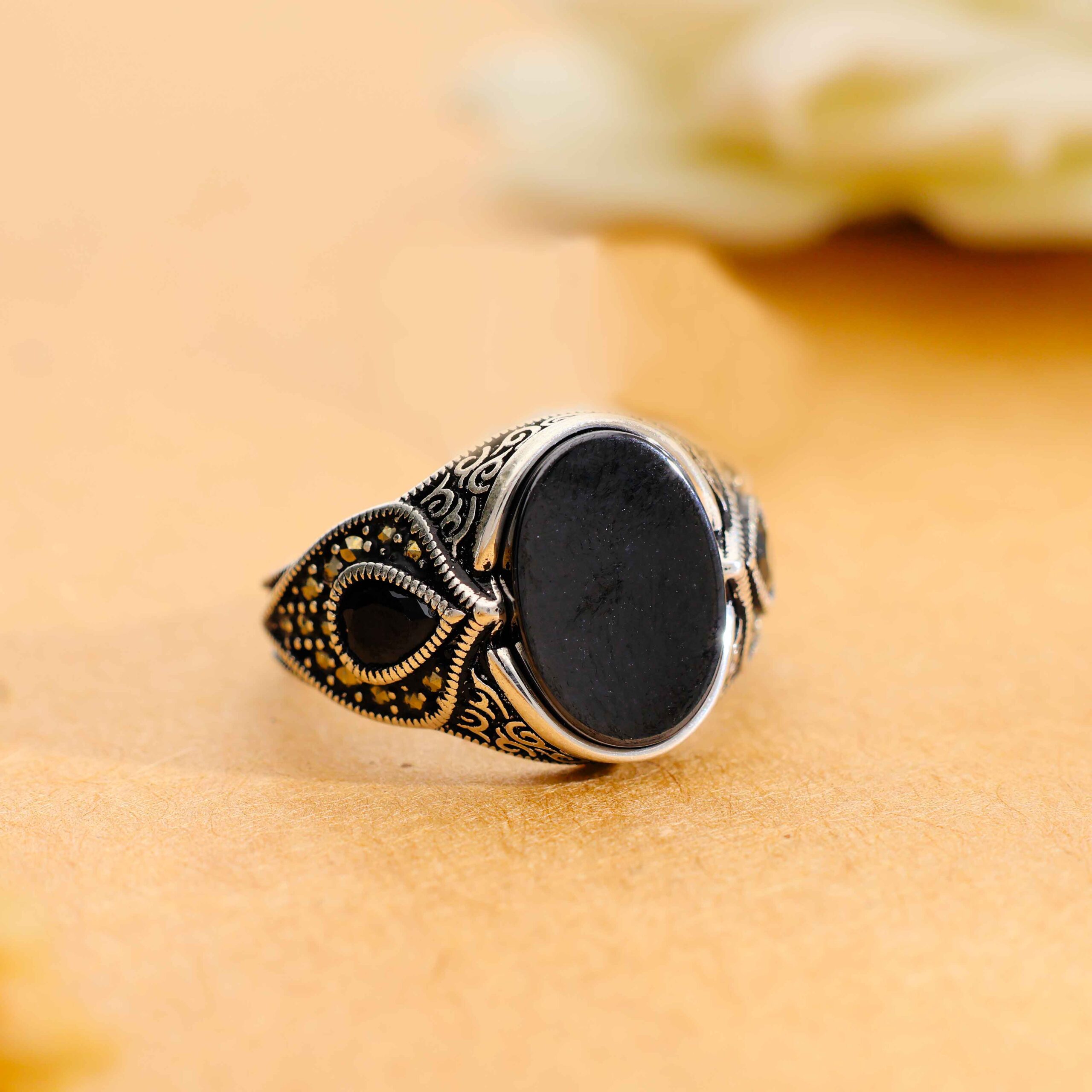 Classic Black Signet Gents Ring - Image 6