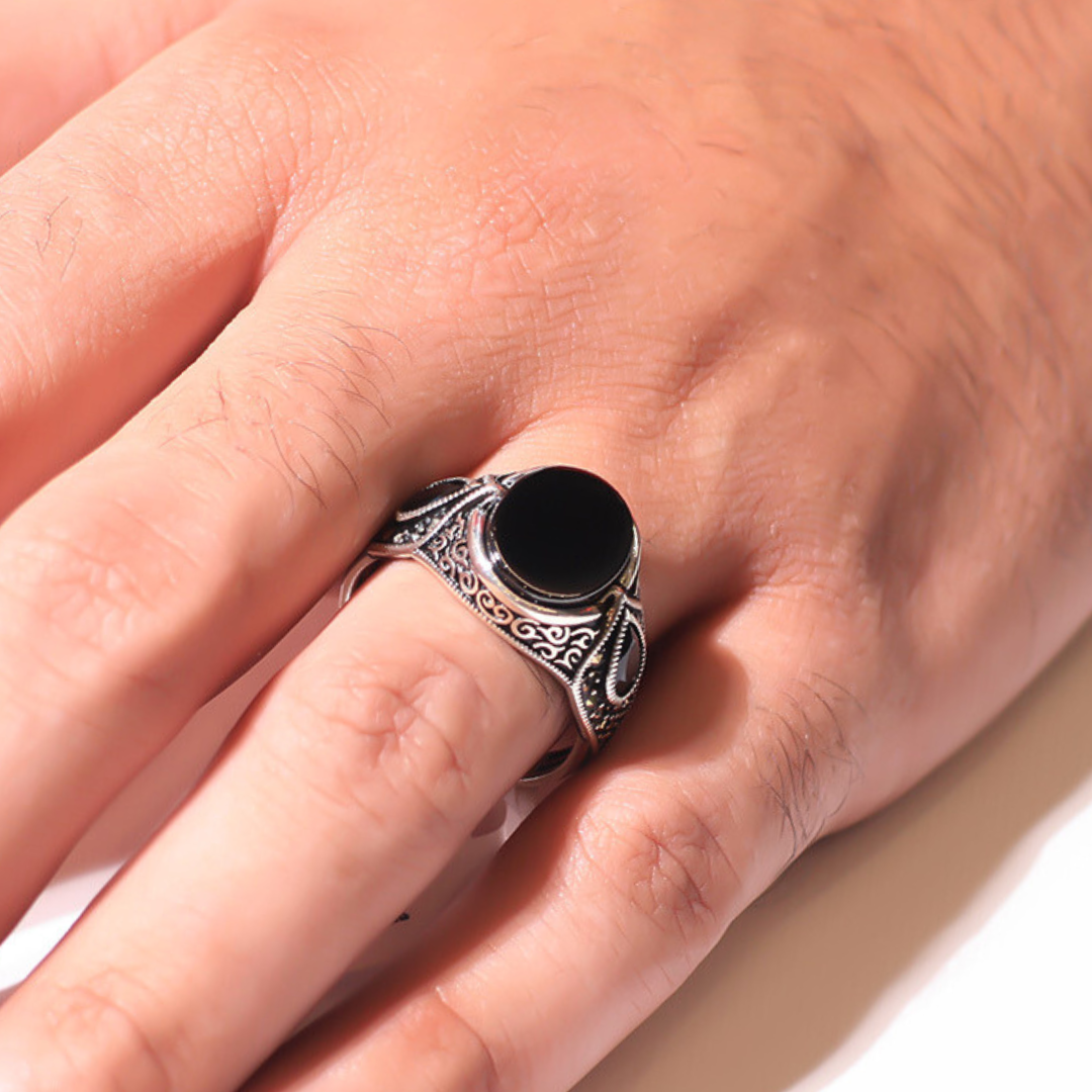 Classic Black Signet Gents Ring