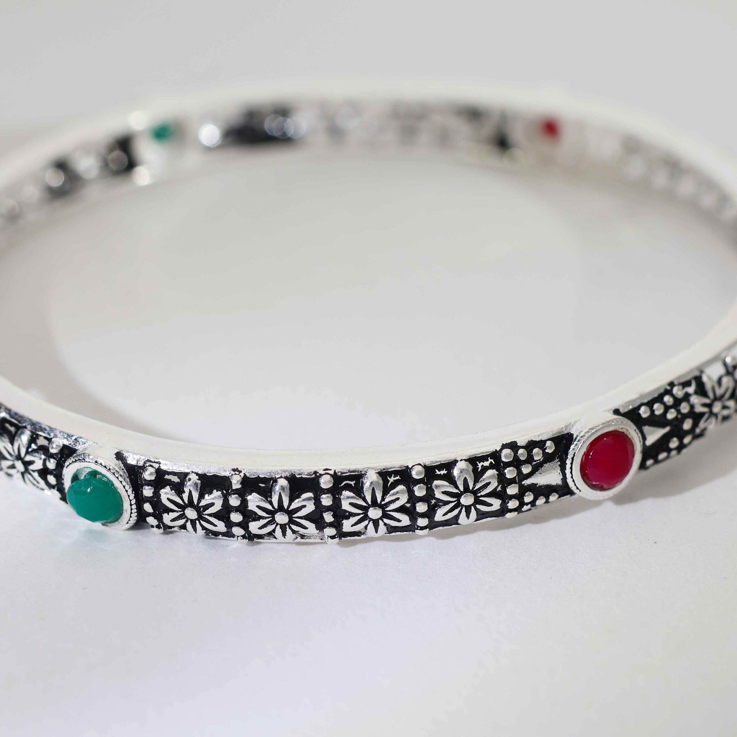 Floral Harmony Silver Ladies Bangles - Image 3