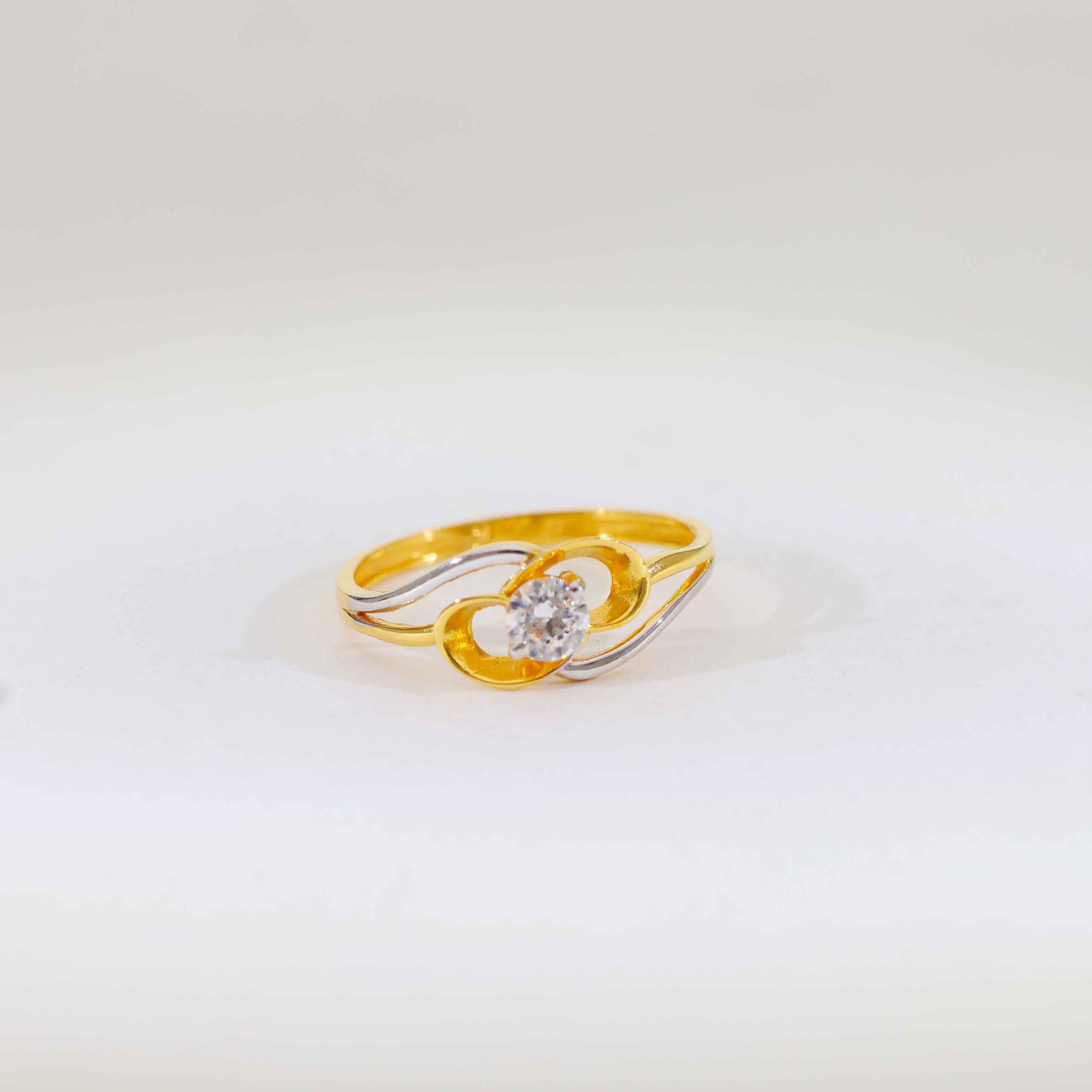Golden Heartwave Ring