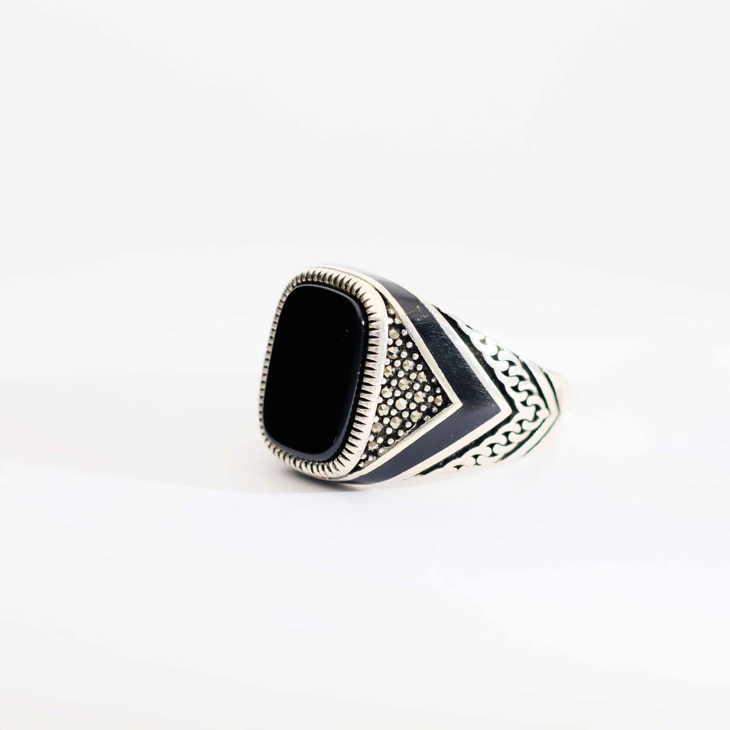 Classic Black Panel Gents Ring - Image 3