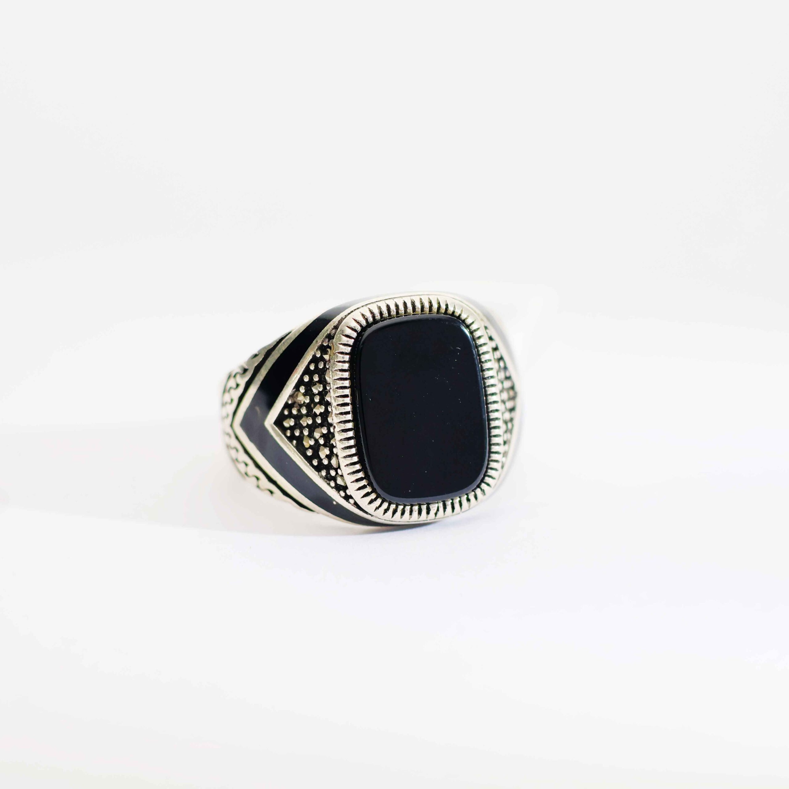 Classic Black Panel Gents Ring - Image 4