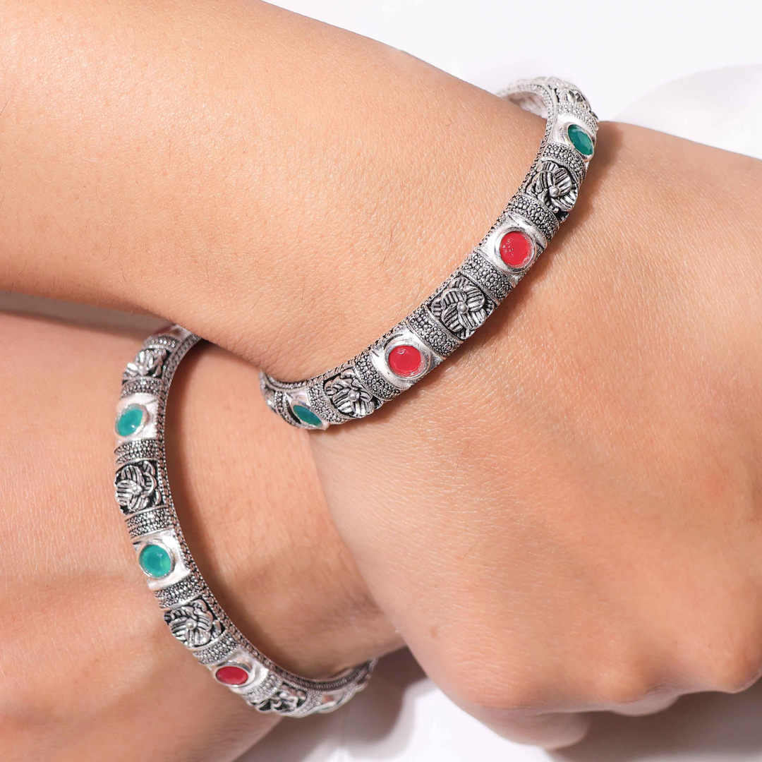 Antique Flower Silver Ladies Bangles