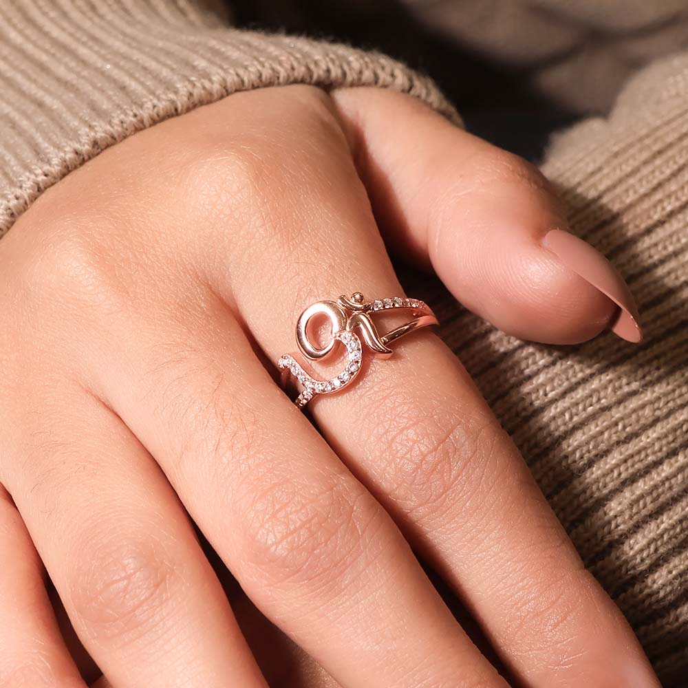 Divine OM Rosegold Ring