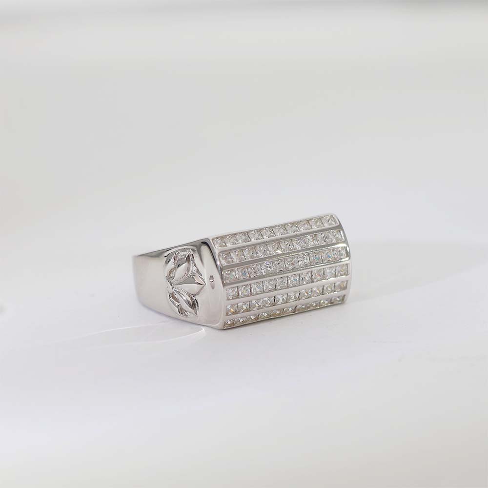 Classic Line Silver Gents Ring - Image 6