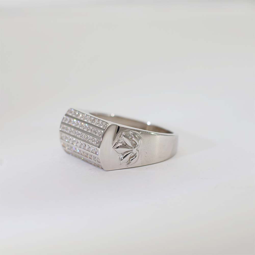 Classic Line Silver Gents Ring - Image 4