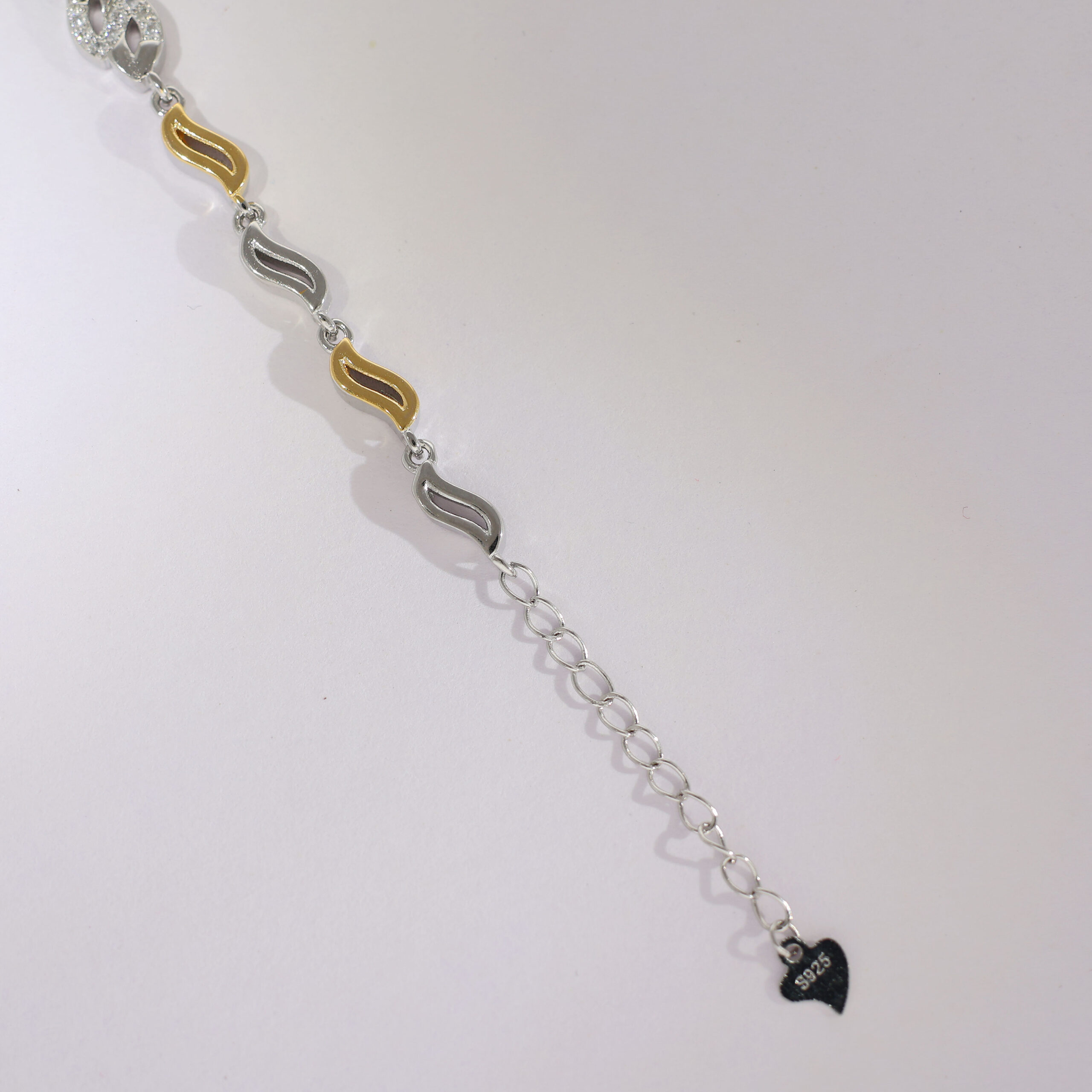 Luxe Infinity Spark Bracelet - Image 3