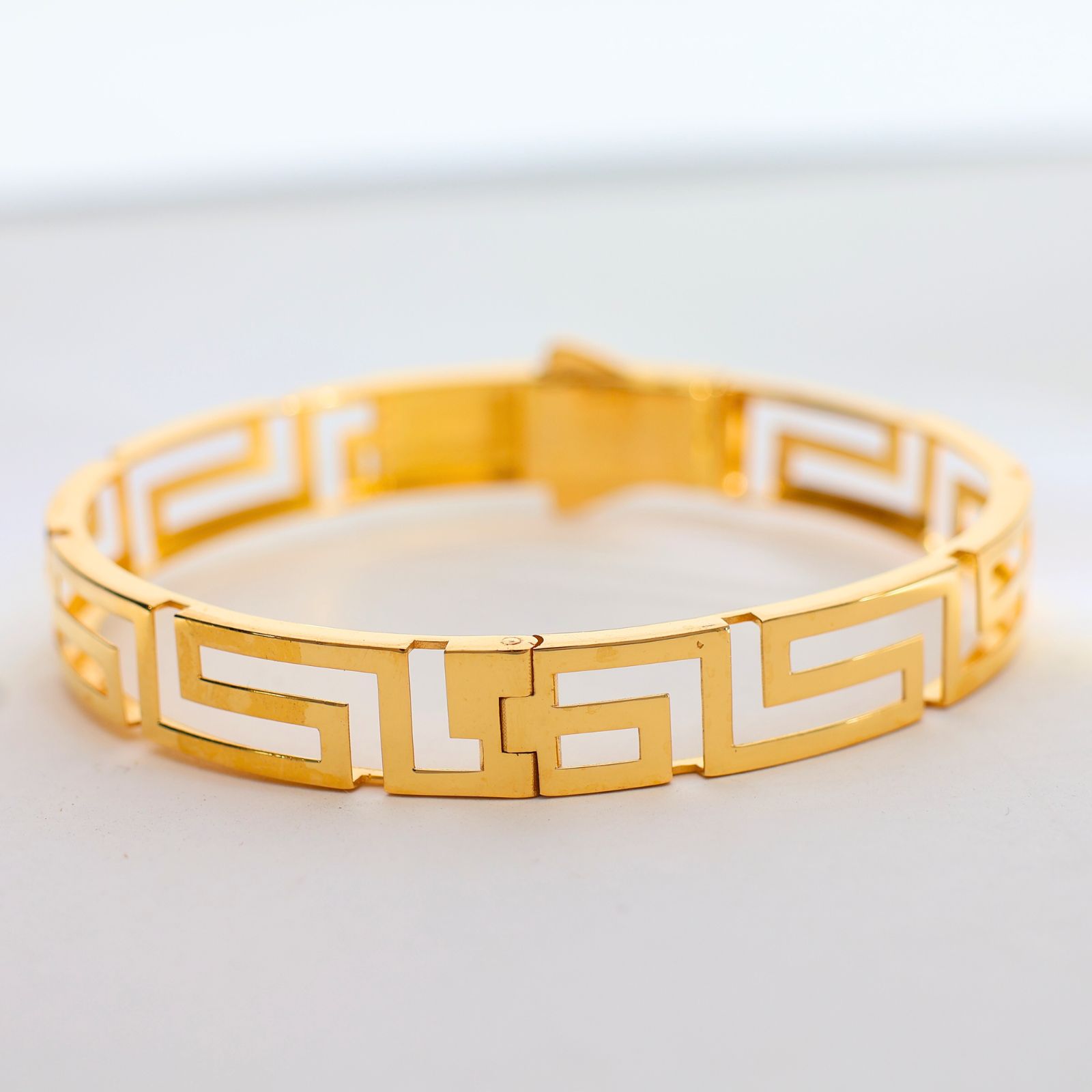 Royal Key Ladies Gold Bracelet - Image 2