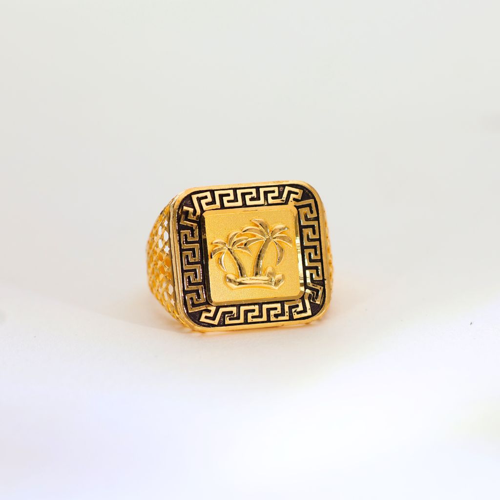 Royal Palm Gents Gold Ring - Image 2