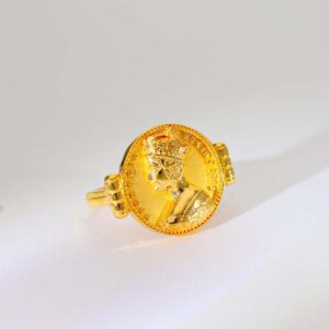 Queen Heritage Ladies Ring