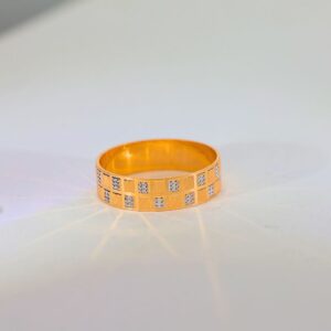 Square Shine Gold Bands