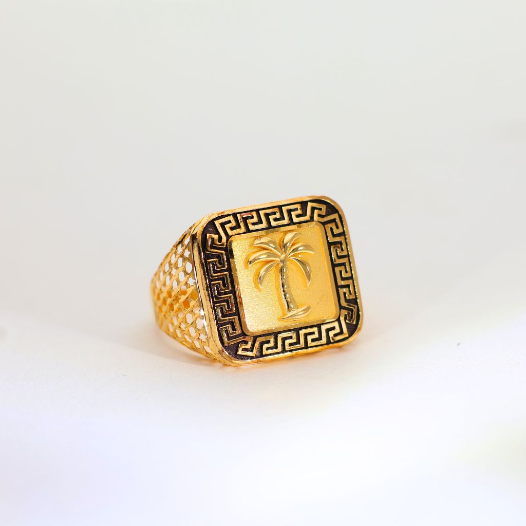 Palm King Gents Gold Ring - Image 4