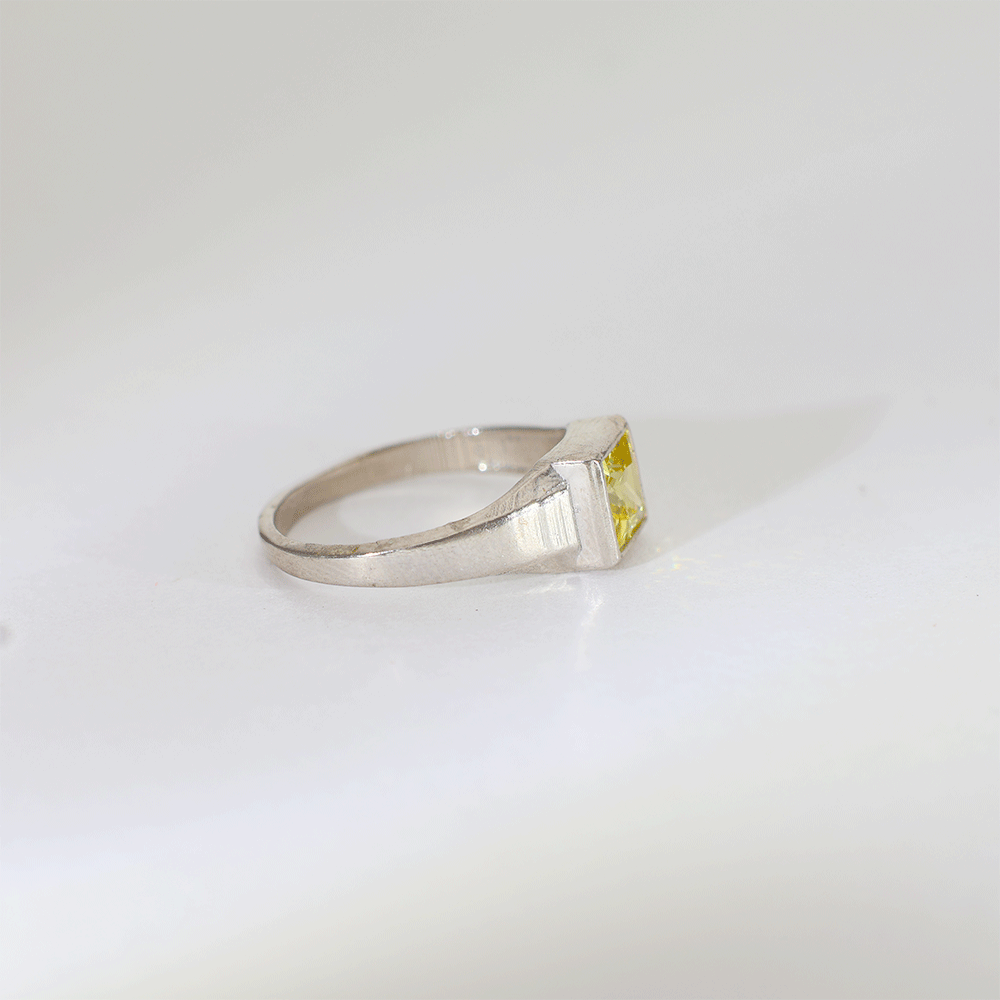 Golden Cube Baby Ring - Image 3