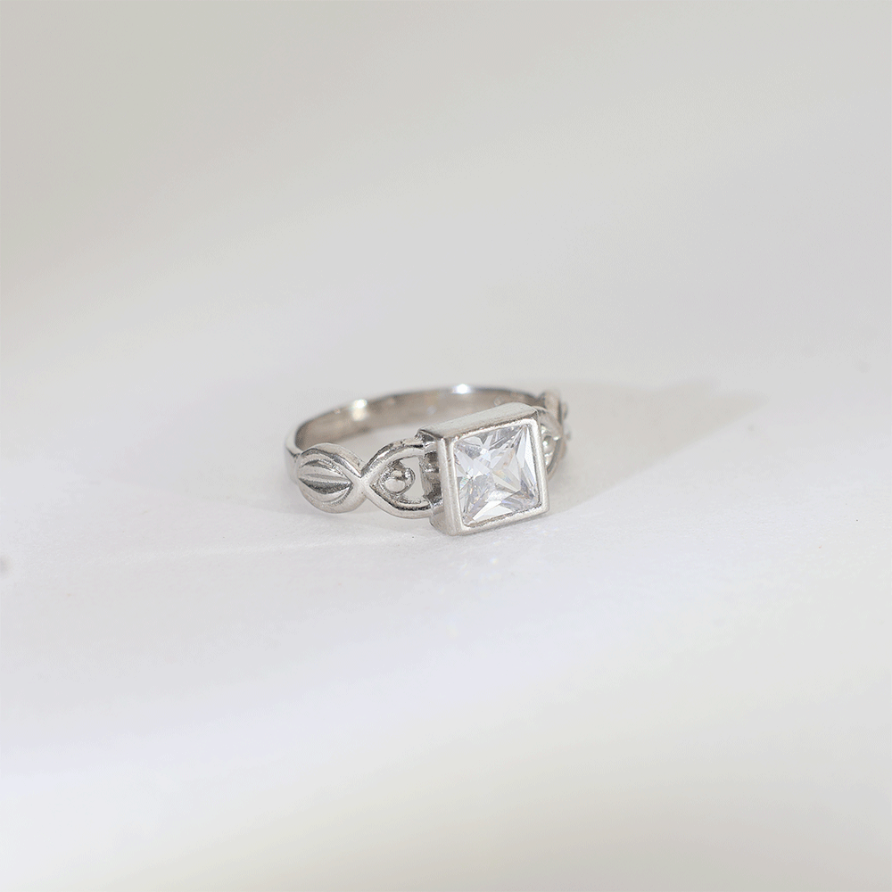 Little Crown Baby Ring - Image 2