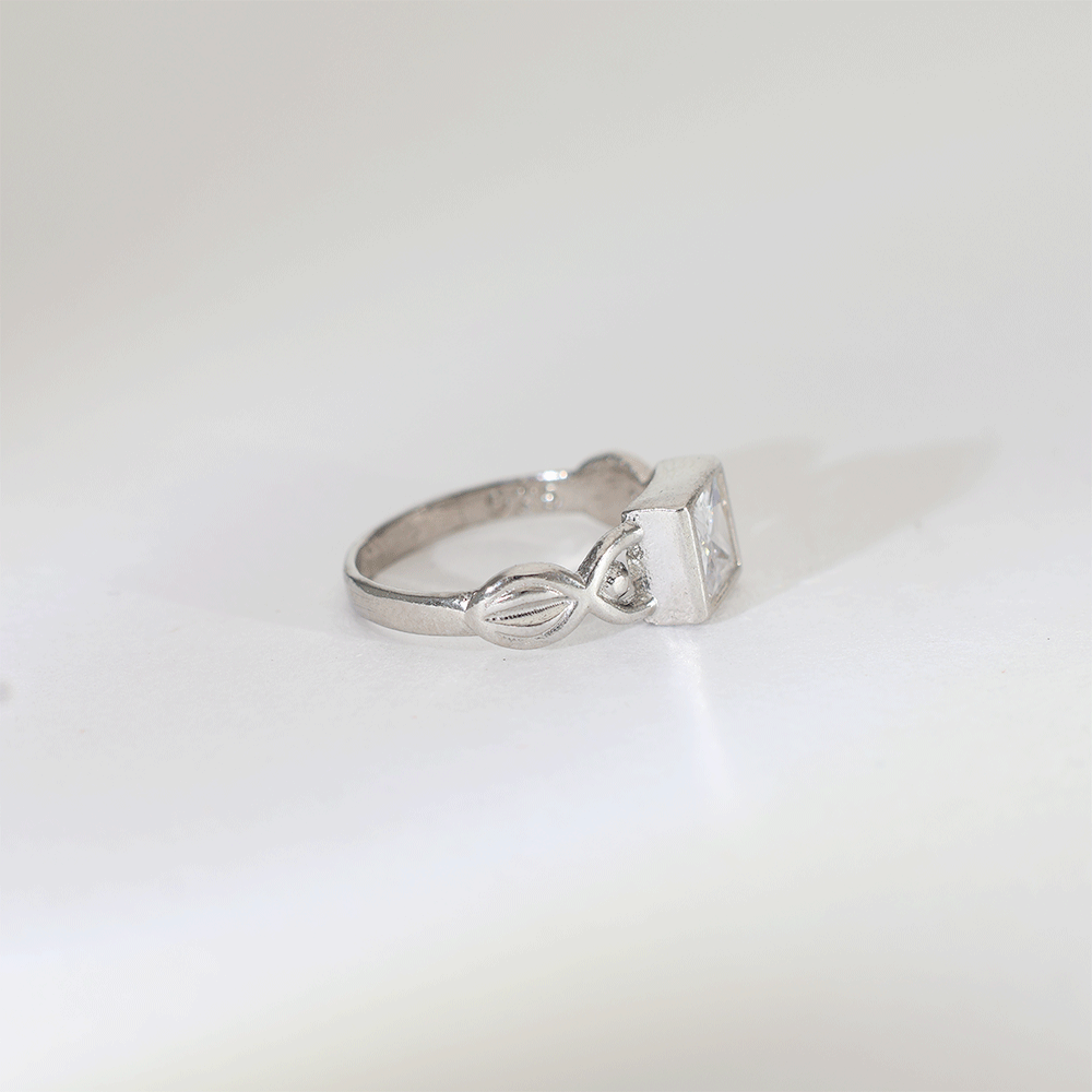 Little Crown Baby Ring - Image 3