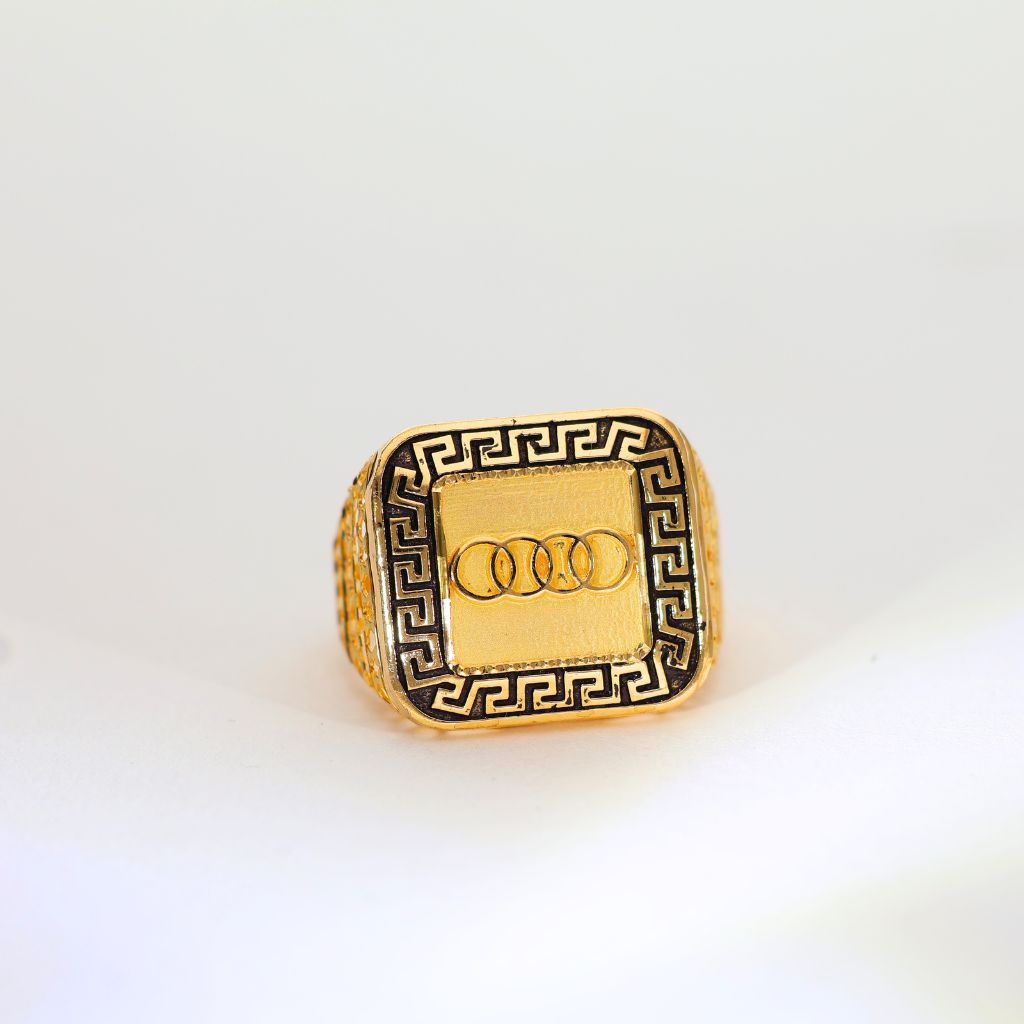 Golden Loop Gents Gold Ring
