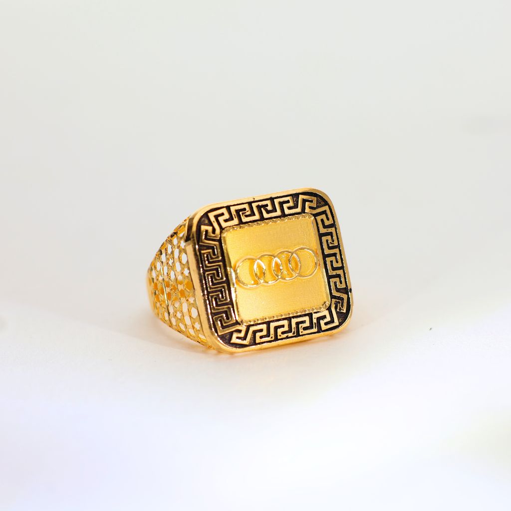 Golden Loop Gents Gold Ring - Image 4