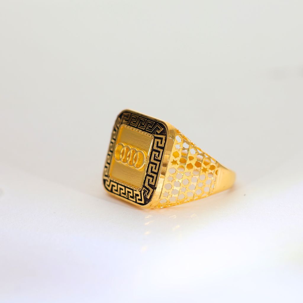 Golden Loop Gents Gold Ring - Image 2