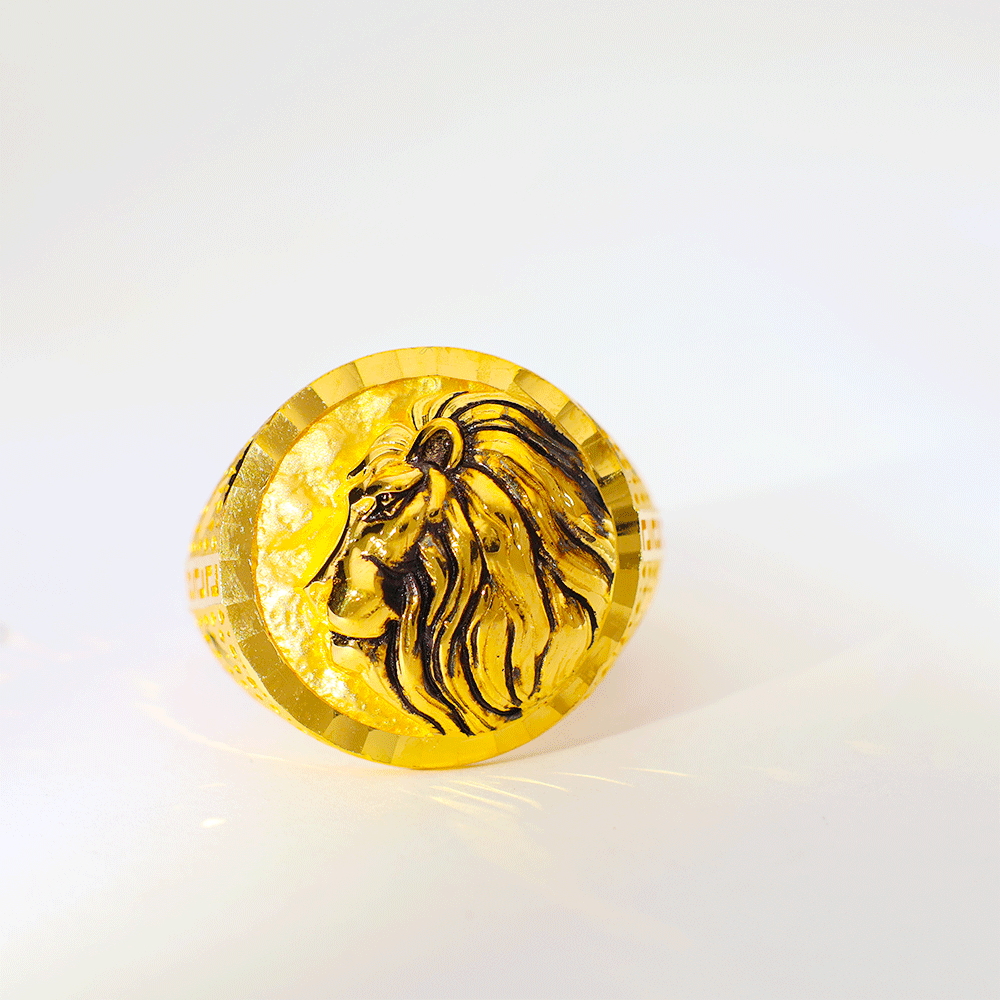King Lion Gold Gents Ring - Image 2
