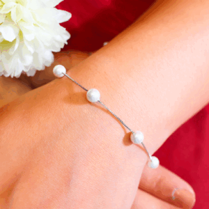 Minimal Pearl Glow Bracelet