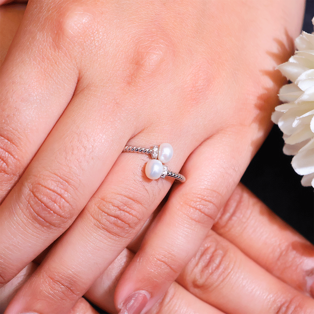 Twin Pearl Twist Ring