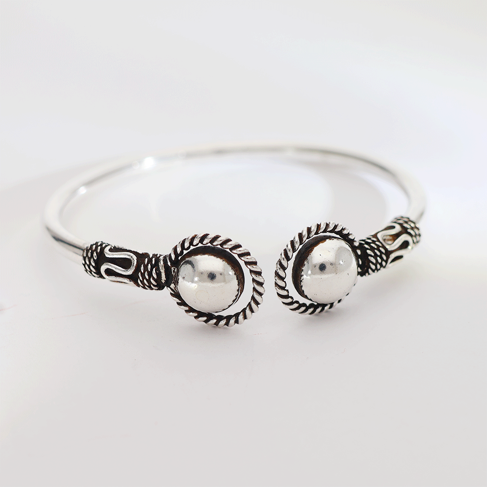 RoyalRing Silver Baby Kangan