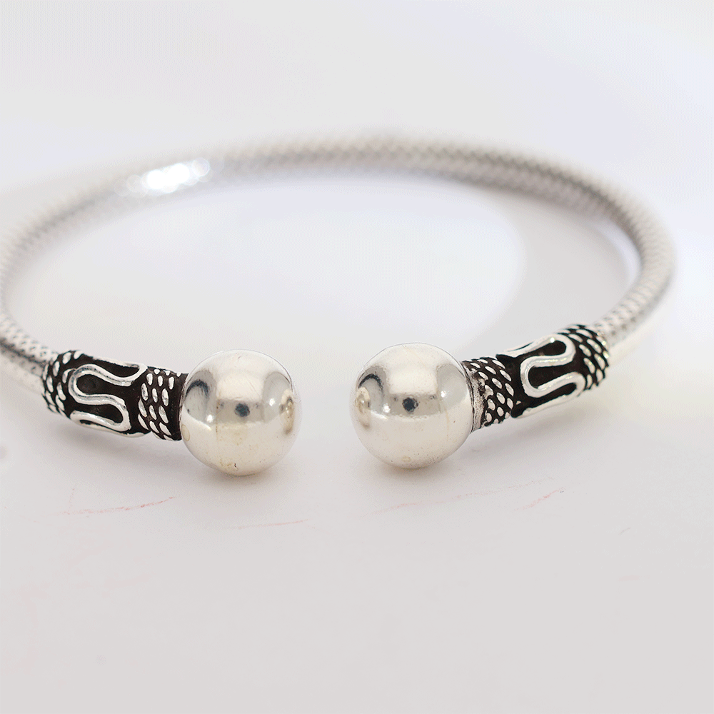 PureShield Silver Baby Kangan - Image 4