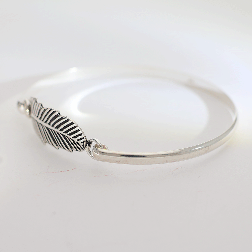 LeafLove Silver Baby Kangan - Image 4
