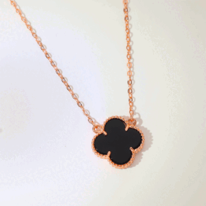 Black Clover Charm Pendant Set