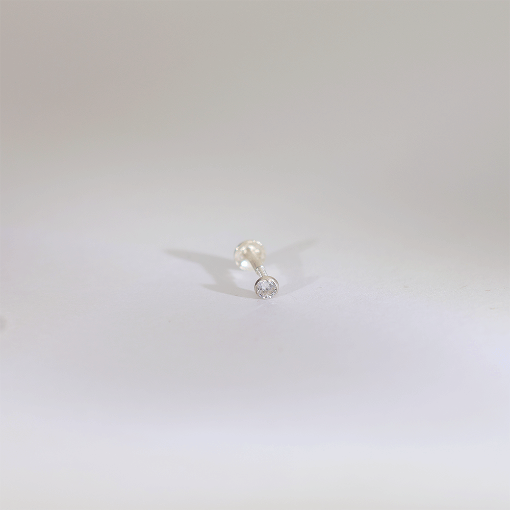 Tiny Shine Silver Nose Pin (Single Piece) - Image 3