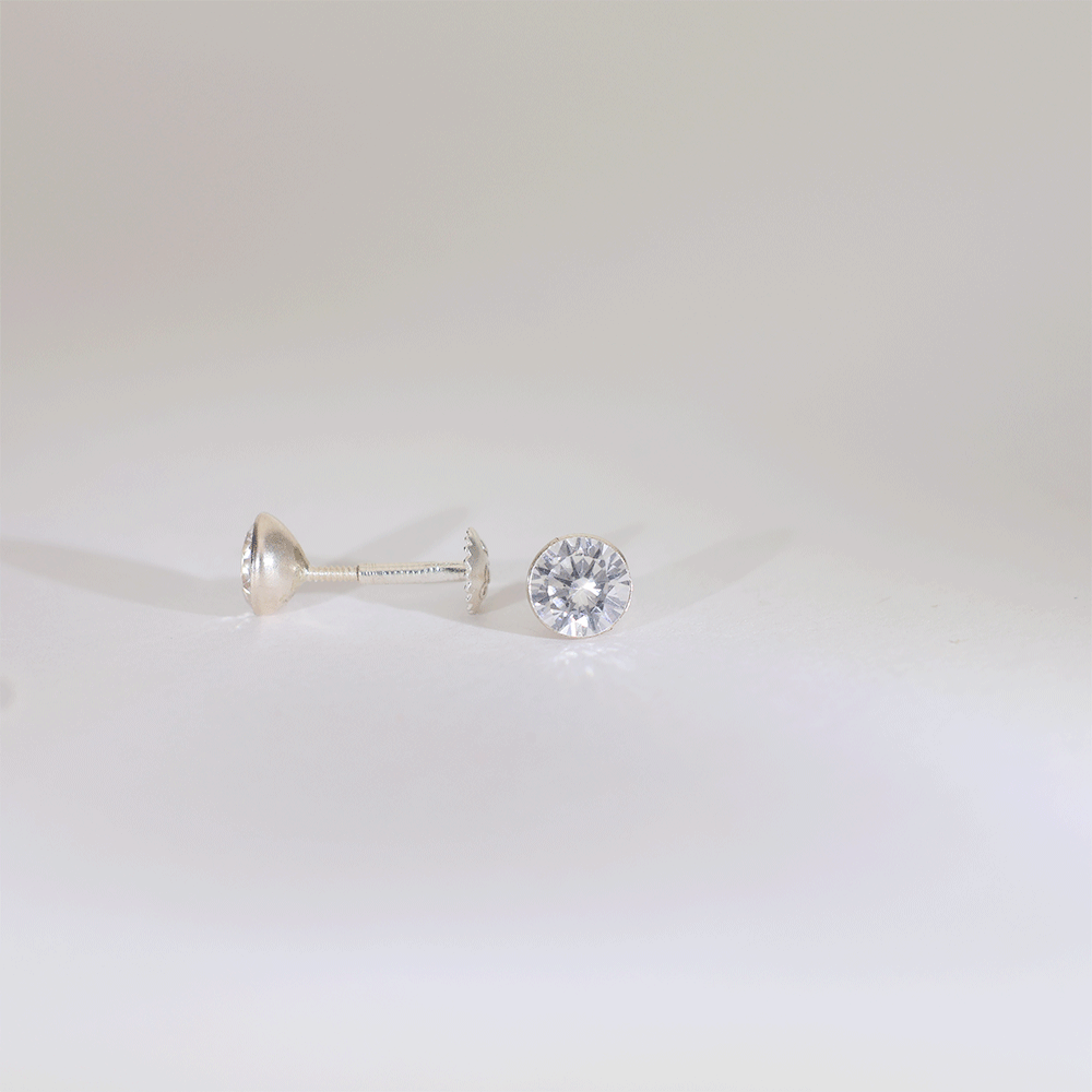 Minimal Luxe Solitaire Nosepin (Single Piece) - Image 3