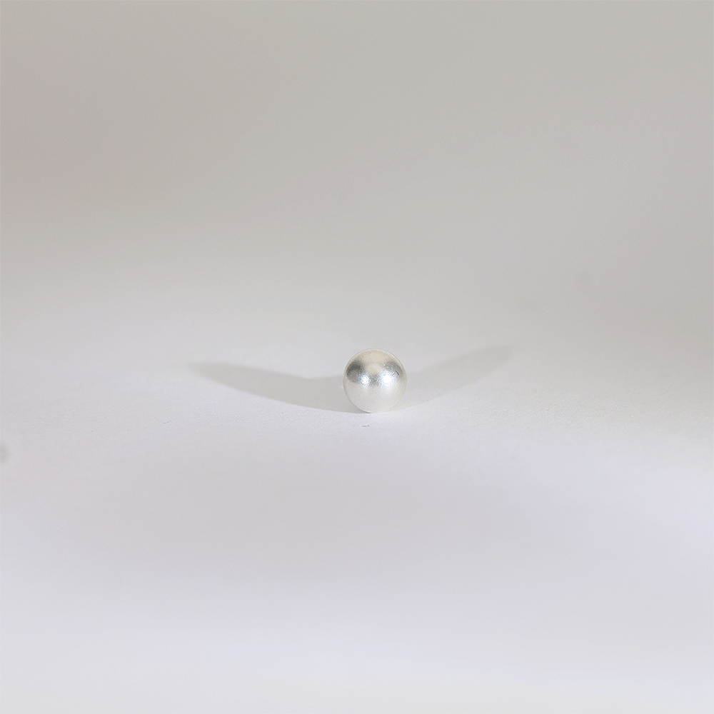 Pearl Glow Classic Nose pin (Single Piece) - Image 3