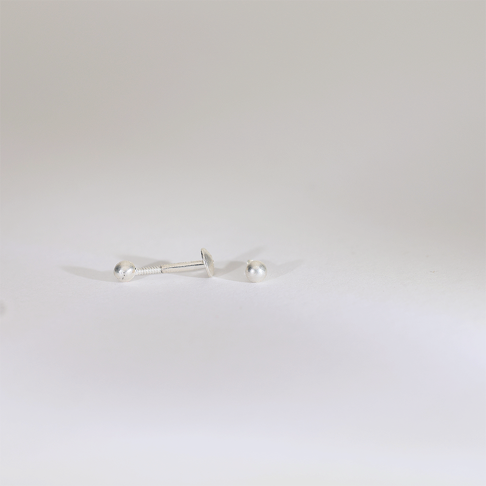 TinyGlow Pearl Nose pin (Single Piece) - Image 4