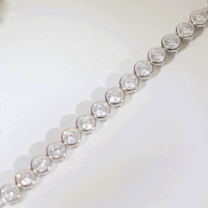 Classic Shine Solitaire Bracelet