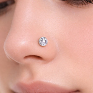 GlowDot Solitaire Nose pin (Single Piece)