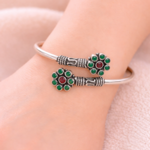 Emerald Bloom Dual Floral Silver Kadha