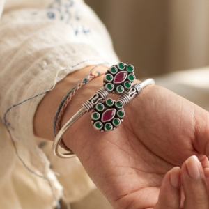 Ruby Petal Bloom Silver Open Kadha